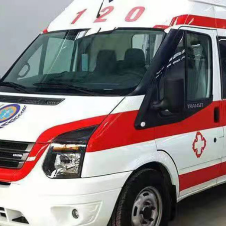 越秀非急救护送病人转院租赁救护车的优缺点对比